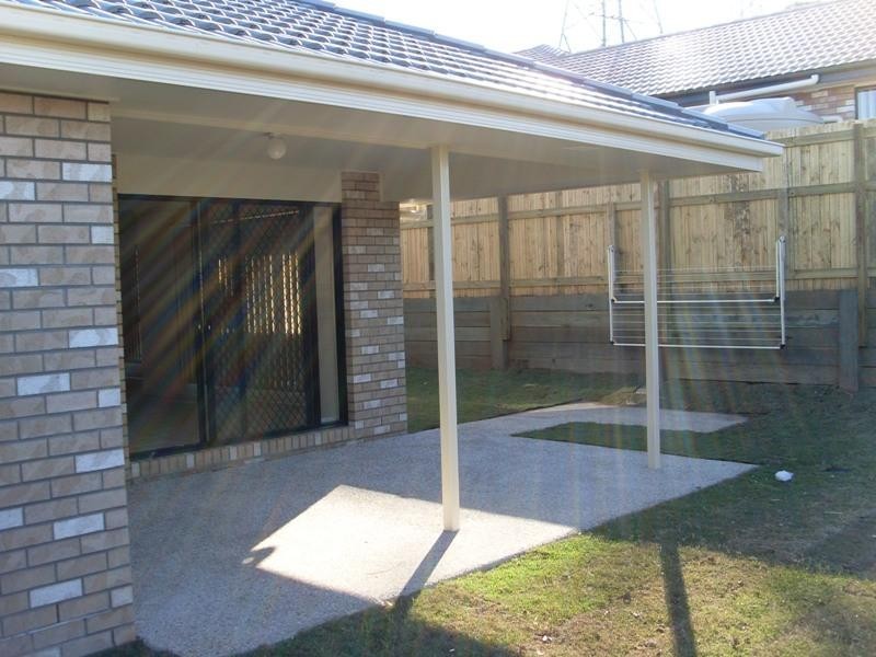 21 Emily Pl, Sumner QLD 4074