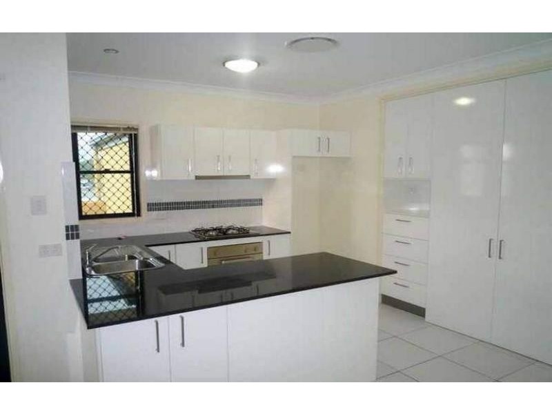 2/48 Glenalva  Tce, Enoggera QLD 4051