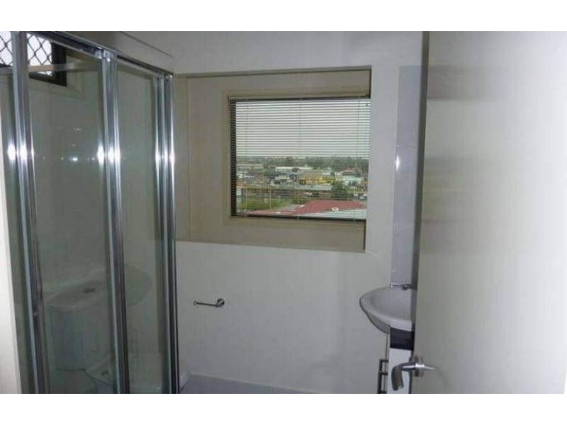 2/48 Glenalva  Tce, Enoggera QLD 4051