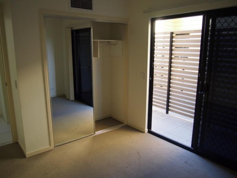 2/48 Glenalva  Tce, Enoggera QLD 4051