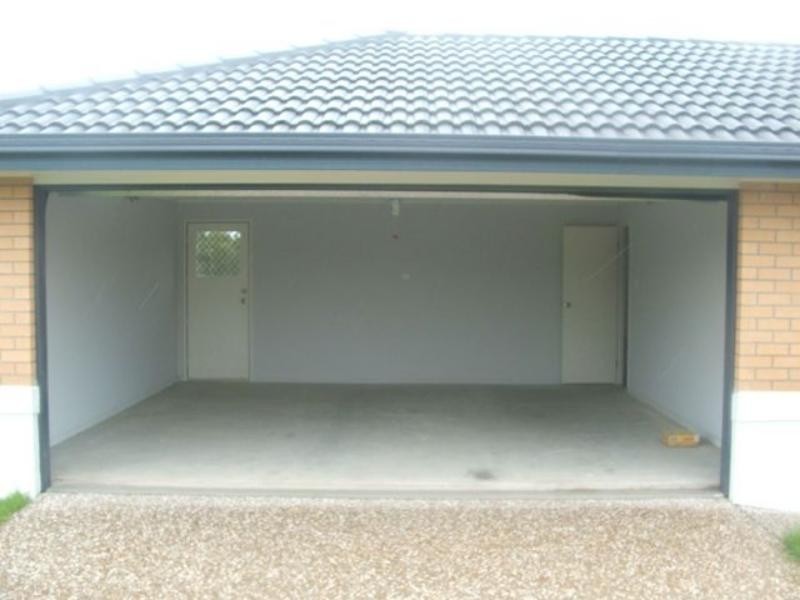 8 Camphor Ct, Victoria Point QLD 4165