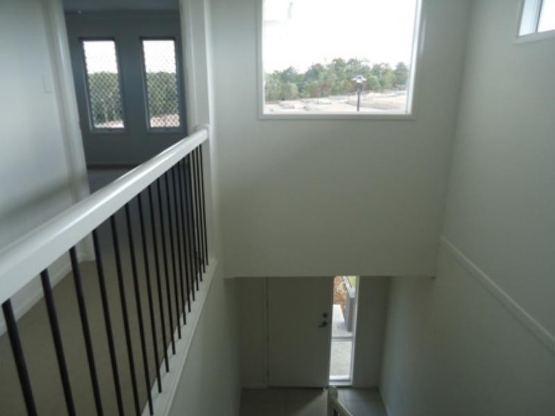 16 Moor  Cct, Warner QLD 4500