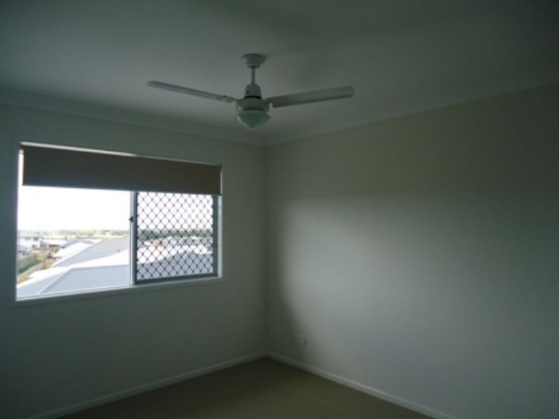16 Moor  Cct, Warner QLD 4500