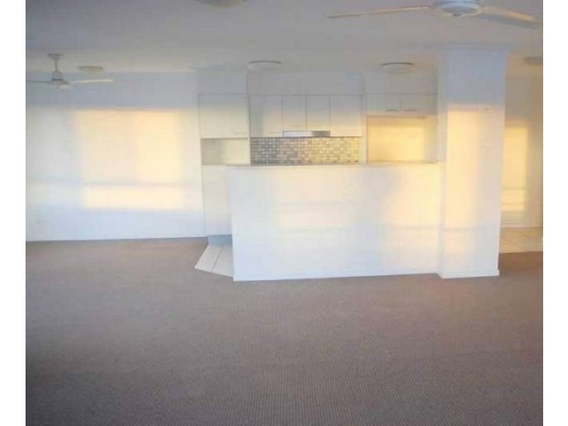 10/15 Lloyd  St, Southport QLD 4215