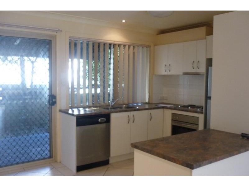 2/53 Harlen  Rd, Salisbury QLD 4107