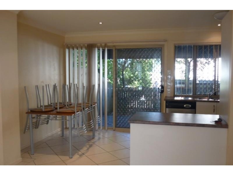 2/53 Harlen  Rd, Salisbury QLD 4107