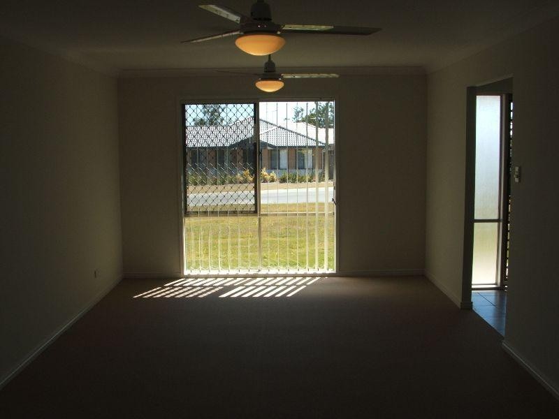 2 Camphor Ct, Victoria Point QLD 4165