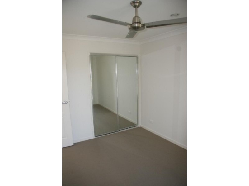 52 Bella  Bvd, Willow Vale QLD 4209