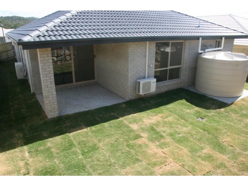 52 Bella  Bvd, Willow Vale QLD 4209