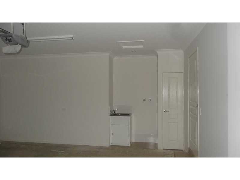 52 Bella  Bvd, Willow Vale QLD 4209