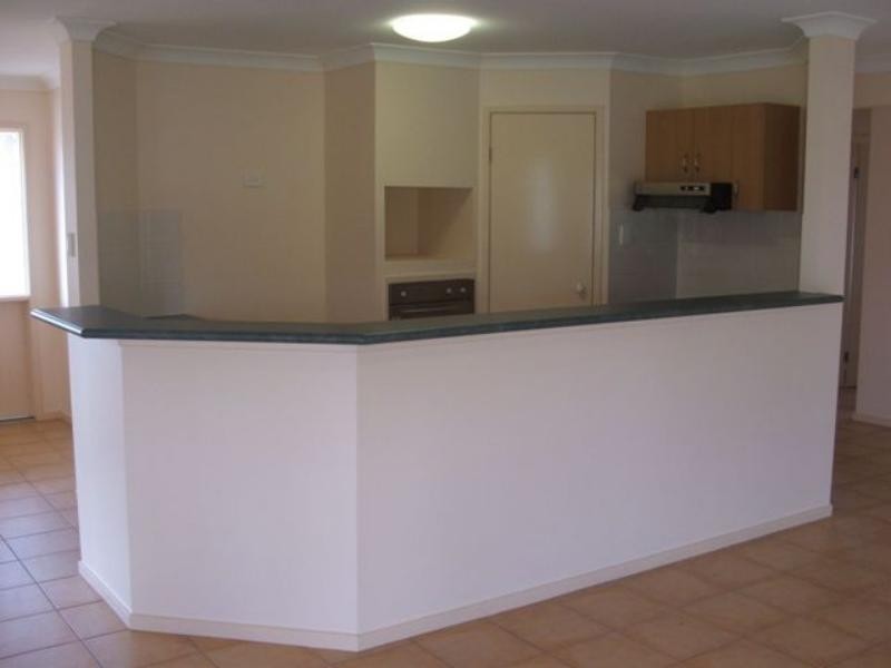 2 Aristida  Ct, Victoria Point QLD 4165