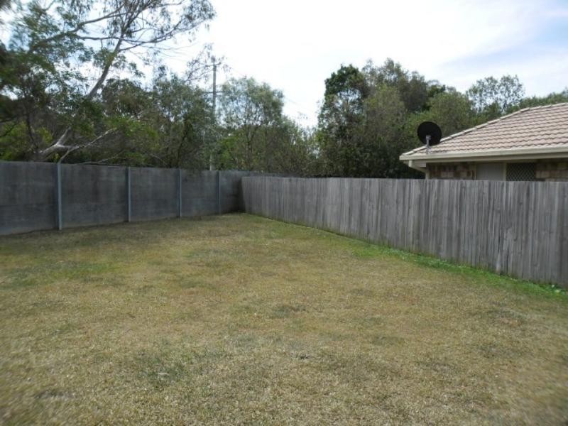 21 Jay Cres, Redland Bay QLD 4165