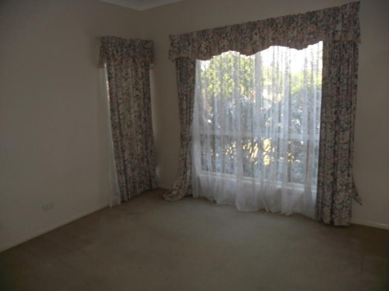 10 Mackay Ct, Sunnybank Hills QLD 4109