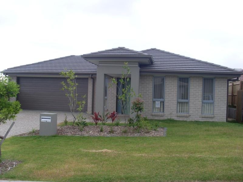 18 Huntley Cres, Redbank Plains QLD 4301