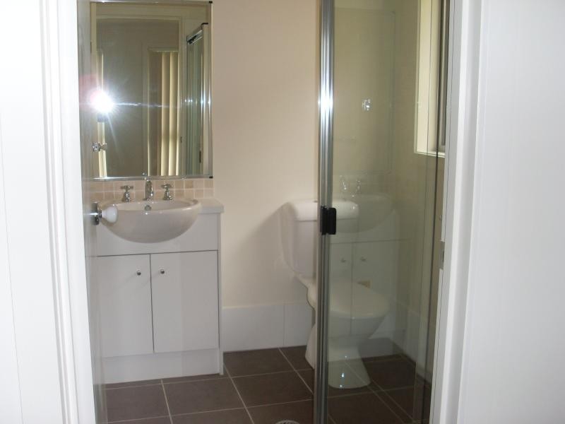 18 Huntley Cres, Redbank Plains QLD 4301