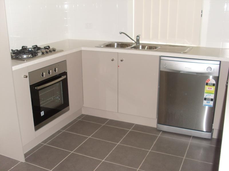 18 Huntley Cres, Redbank Plains QLD 4301