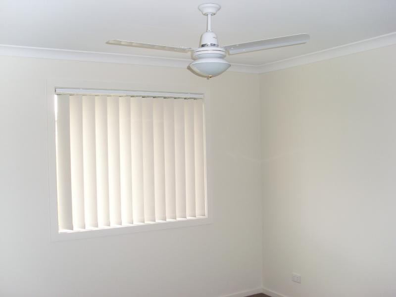 18 Huntley Cres, Redbank Plains QLD 4301