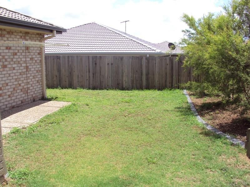 82 Brookvale  Dr, Victoria Point QLD 4165