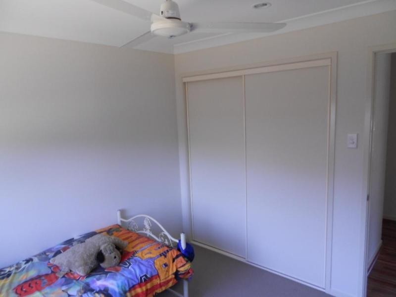 4 Sienna Pl, Redbank Plains QLD 4301