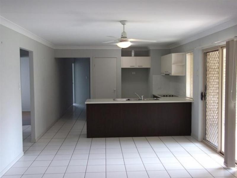 32 Lime  St, Redland Bay QLD 4165