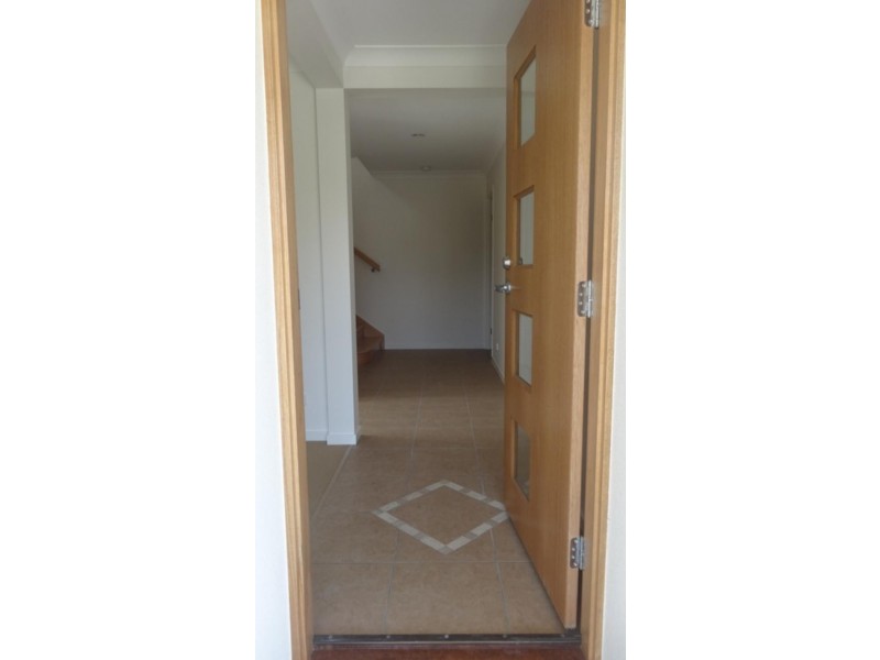 8 Blackstump Ct, Gilston QLD 4211