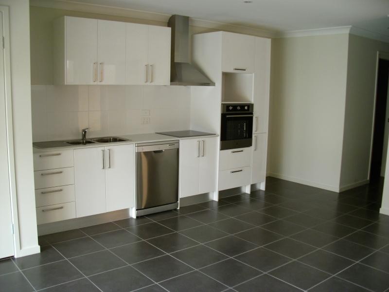 1/22 Lorikeet Pde, Dakabin QLD 4503