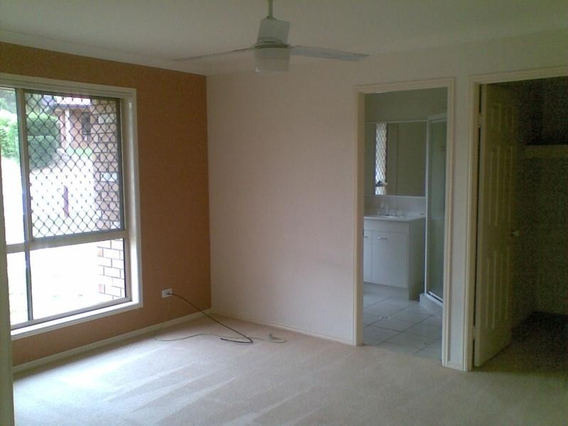 61 Watarrka Dr, Parkinson QLD 4115