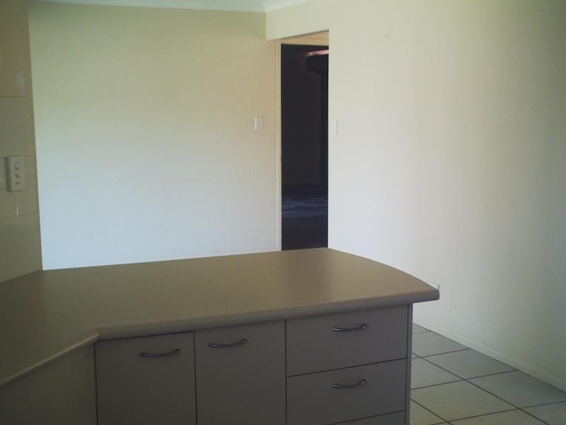 18 Mitchell Pl, Parkinson QLD 4115