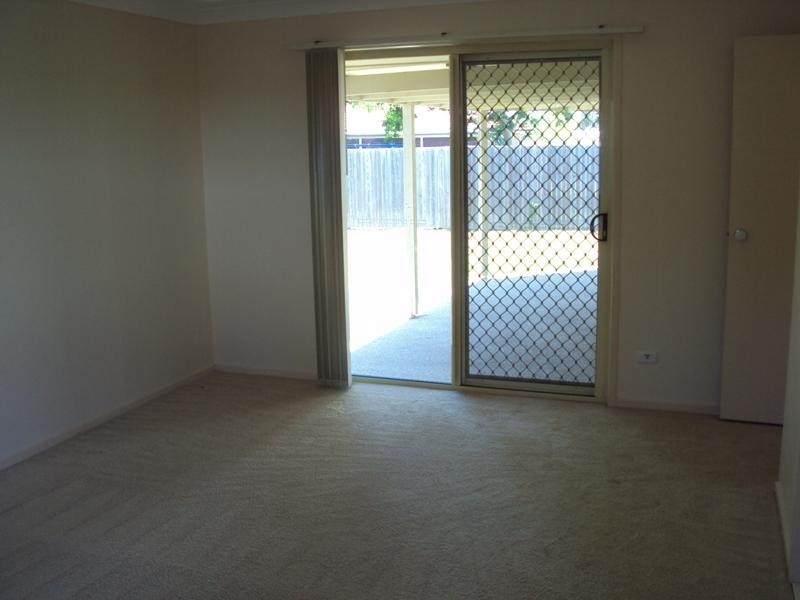 9 Jay Cres, Redland Bay QLD 4165