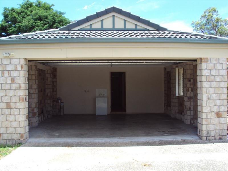 9 Jay Cres, Redland Bay QLD 4165