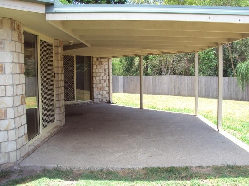 9 Jay Cres, Redland Bay QLD 4165