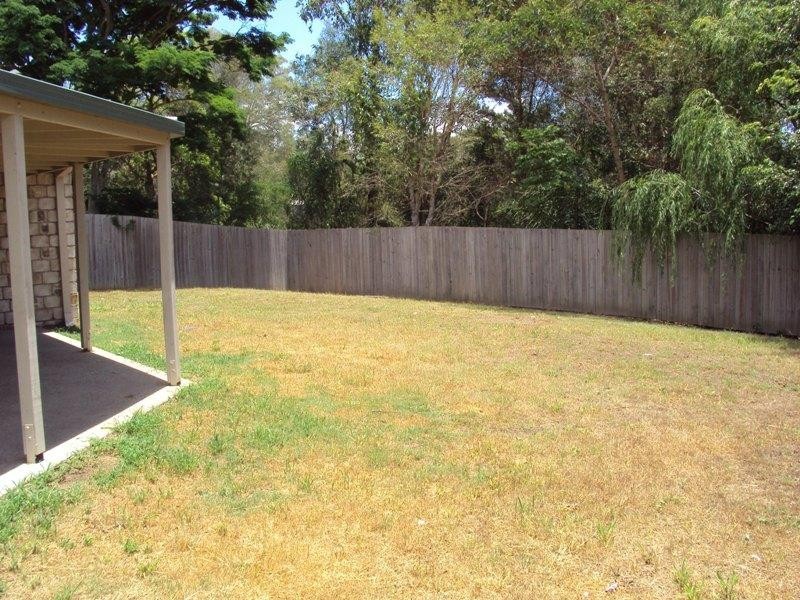 9 Jay Cres, Redland Bay QLD 4165