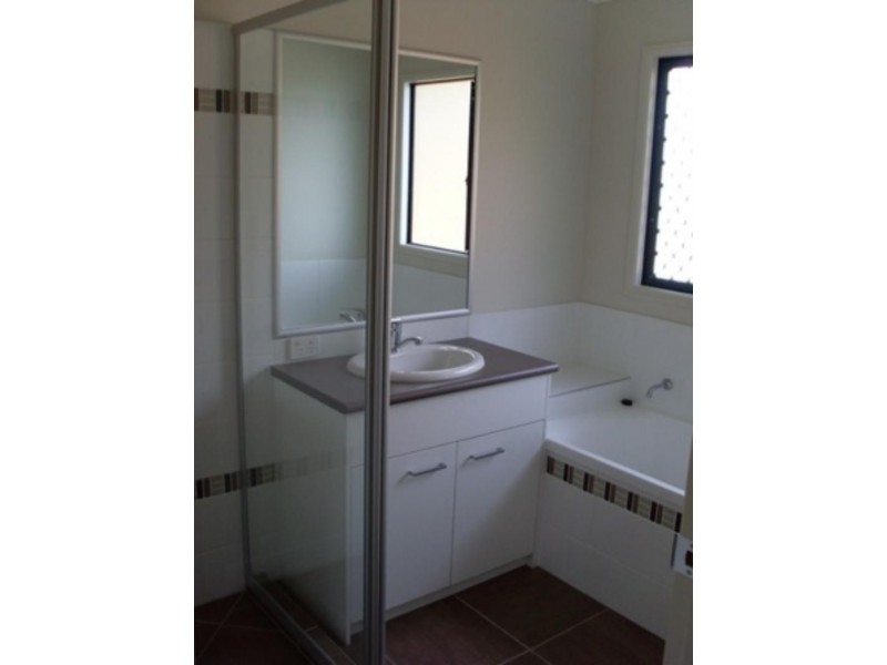 7 HEUER St, Goodna QLD 4300