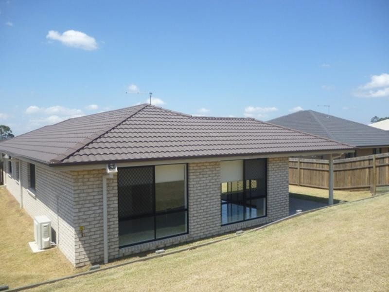 10 Israel Folau St, Goodna QLD 4300