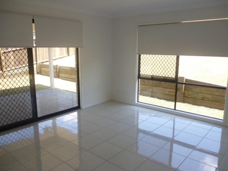 10 Israel Folau St, Goodna QLD 4300