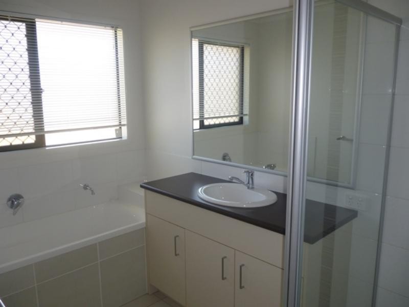 10 Israel Folau St, Goodna QLD 4300