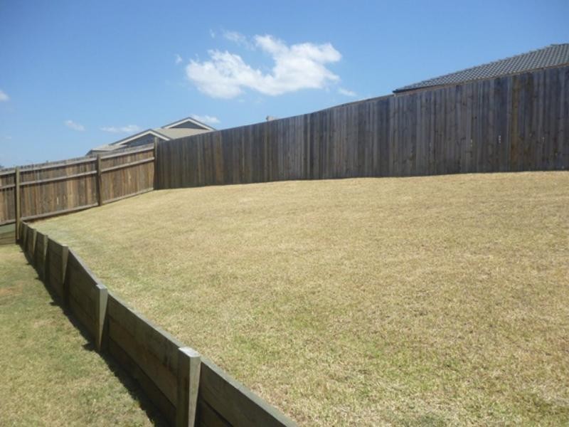 10 Israel Folau St, Goodna QLD 4300