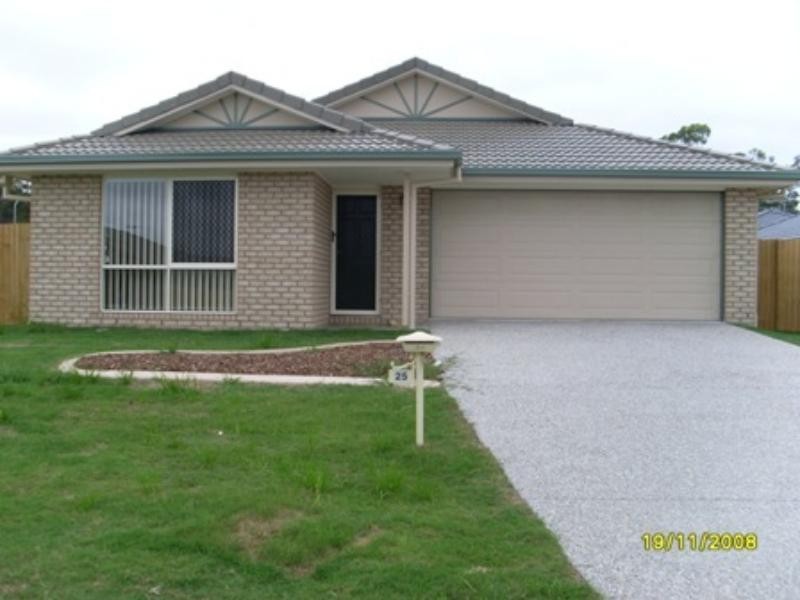 25 Lucy St, Marsden QLD 4132