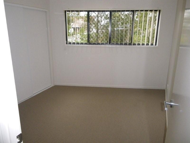 8 Shepherd St, Brighton QLD 4017