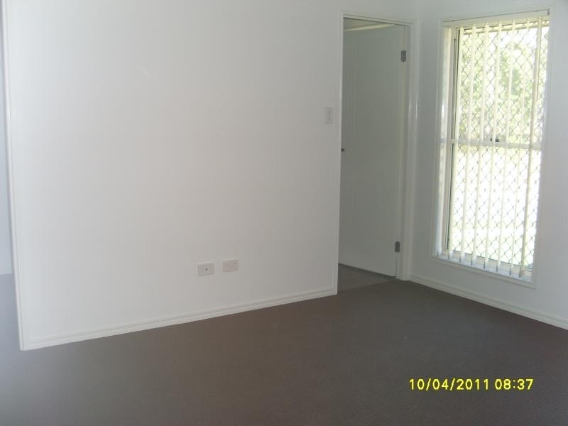 6 Trevor St, Bellbird Park QLD 4300