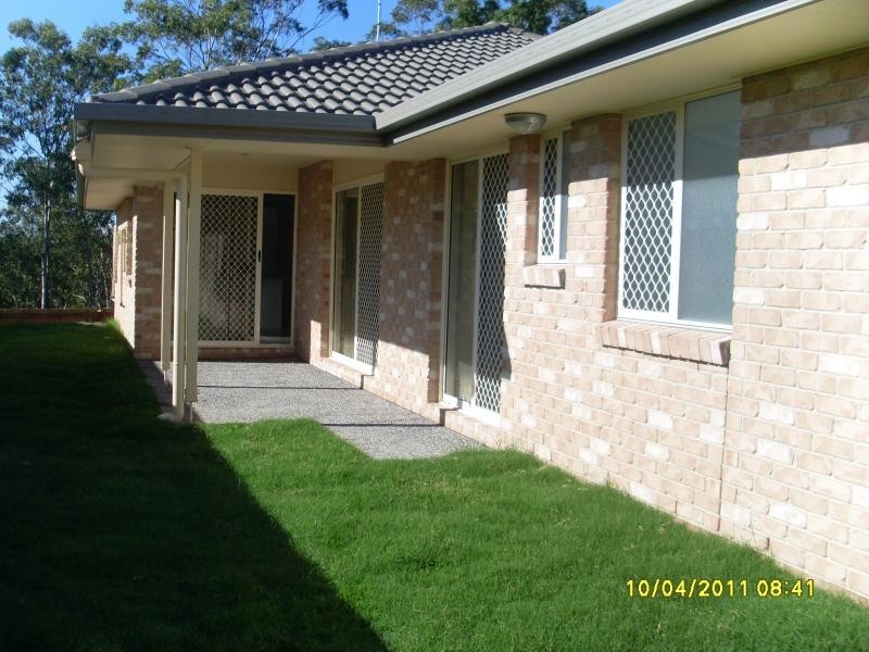 6 Trevor St, Bellbird Park QLD 4300