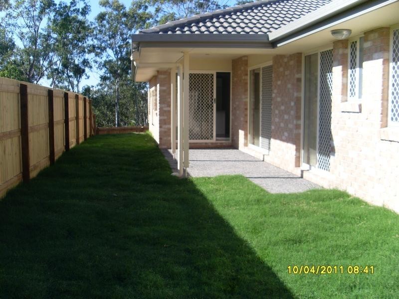 6 Trevor St, Bellbird Park QLD 4300