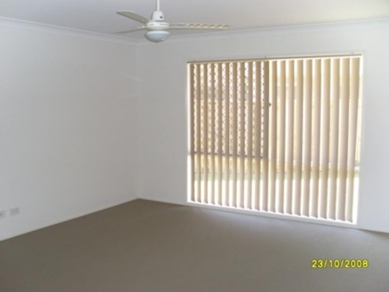 21 Bottlebrush St, Heathwood QLD 4110