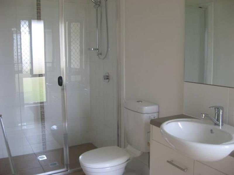 60 McLachlan Cct, Pimpama QLD 4209