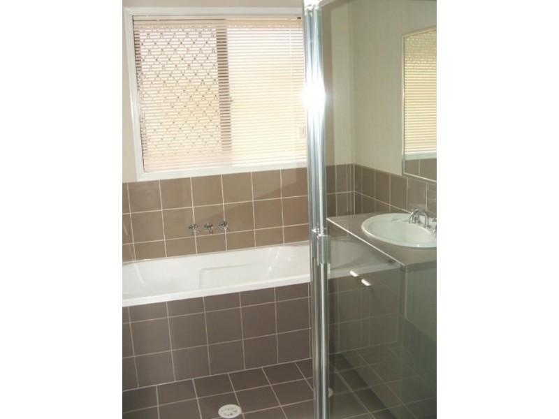 26  Lime St, Redland Bay QLD 4165