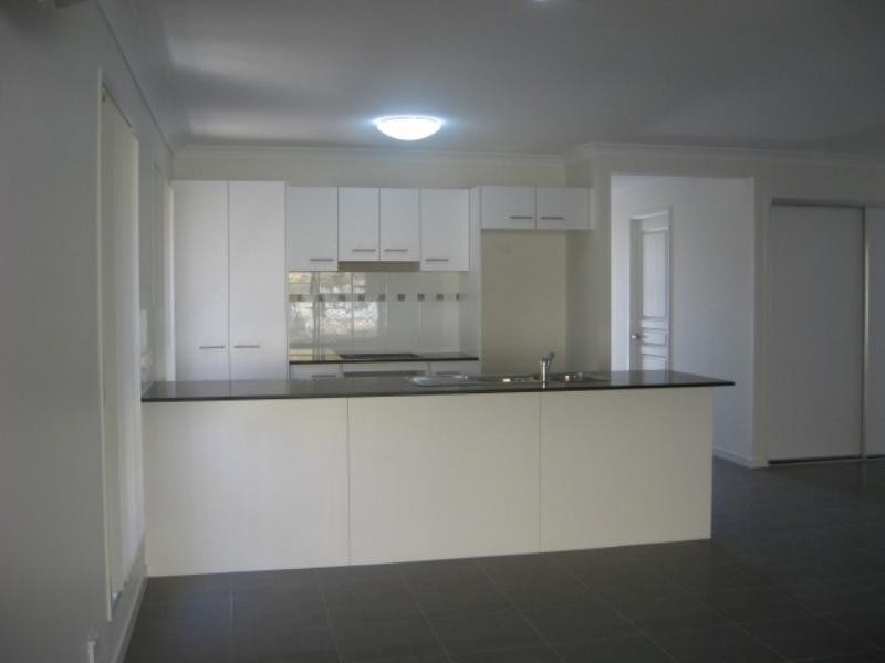 50 Bella Bvd, Pimpama QLD 4209