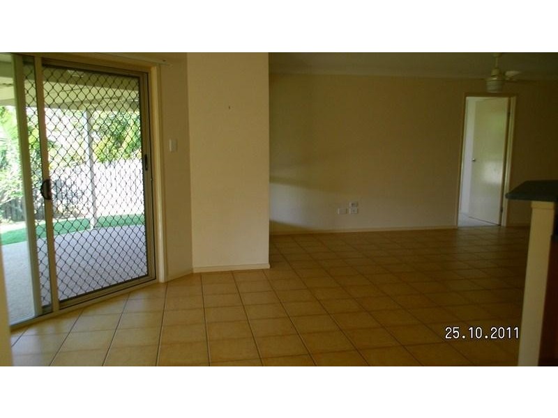 10 Fernwood Ct, Victoria Point QLD 4165