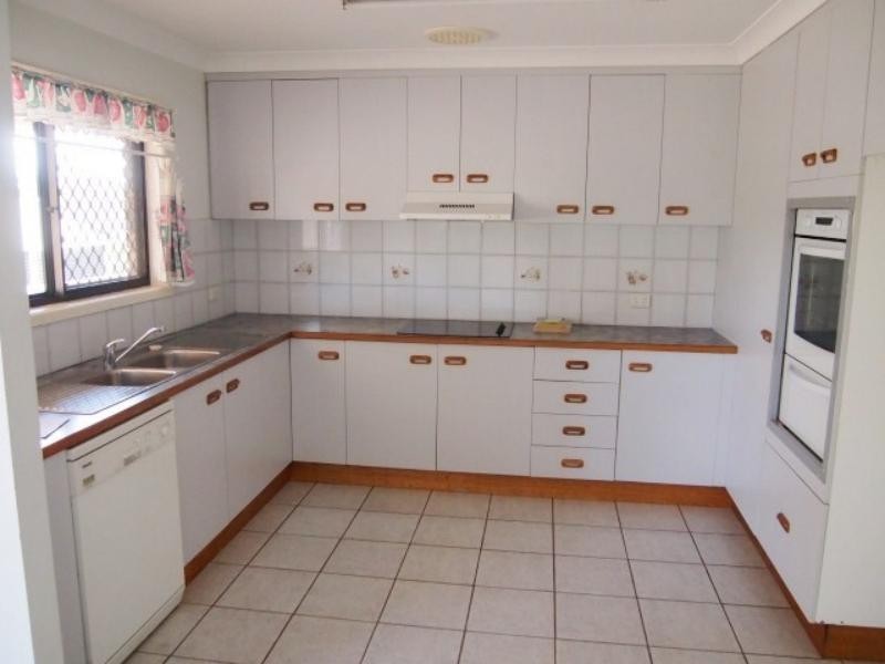 12  Frangipani Ct, Kallangur QLD 4503