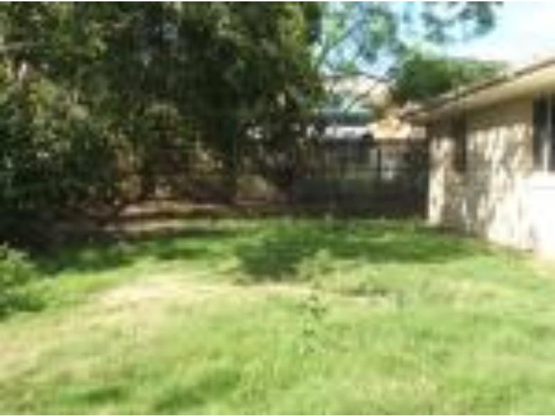 15 Howard St, Goodna QLD 4300