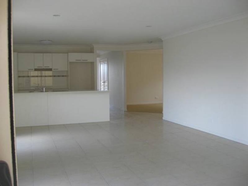 9 Pyrite  St, Pimpama QLD 4209